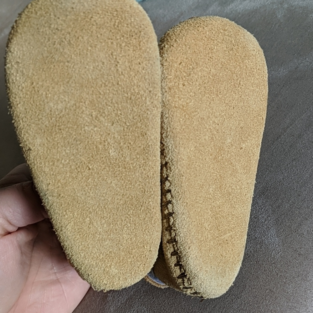 Minnetonka Size 1 Infant Baby Mocassins Leather - Picture 9 of 12